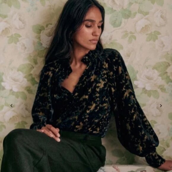 BNWT Sezane Loubna Blouse in Bottle Green Jacquard 38 (6) - Picture 1 of 7